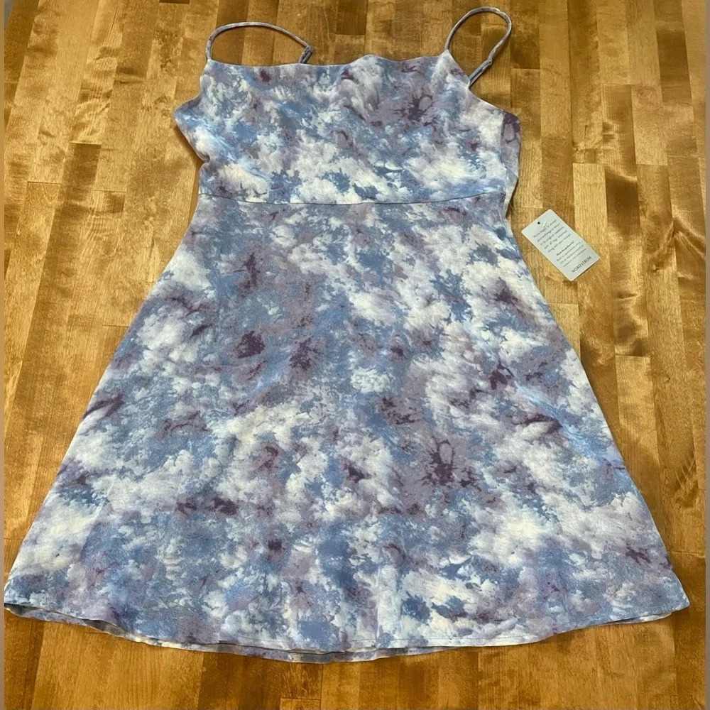 ASTR THE LABEL Purple Marble Spaghetti Strap Mini Dress Large Scoop Neck NWT - Picture 3 of 12